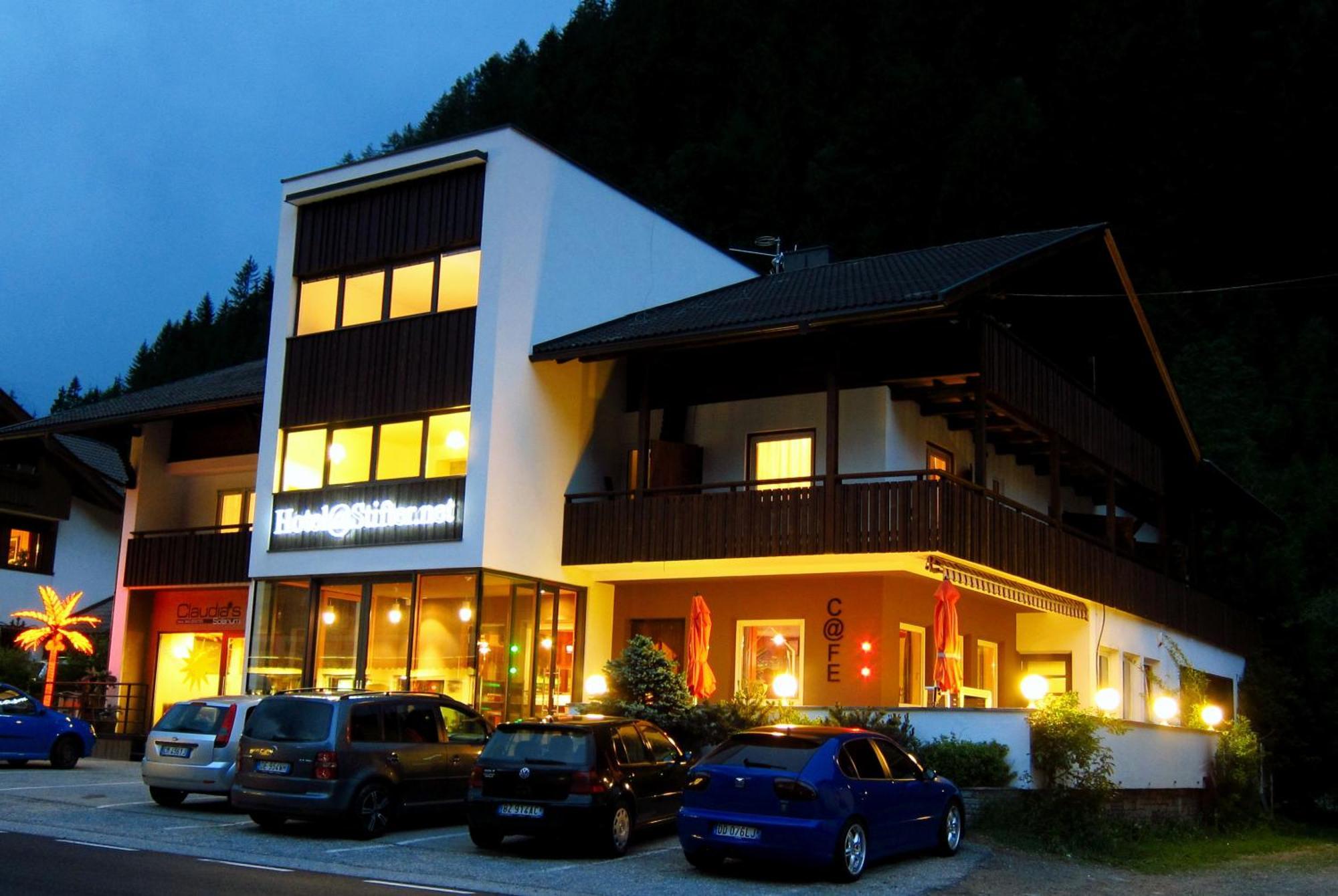 Hotel Stifter Lutago Eksteriør bilde